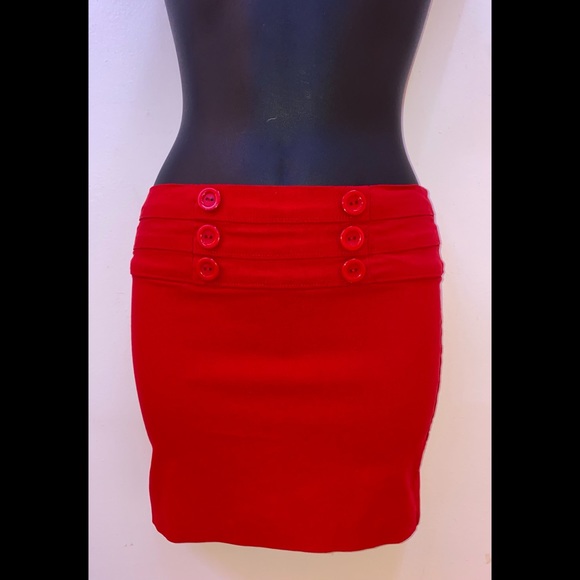 Red Skirt - Picture 1 of 5